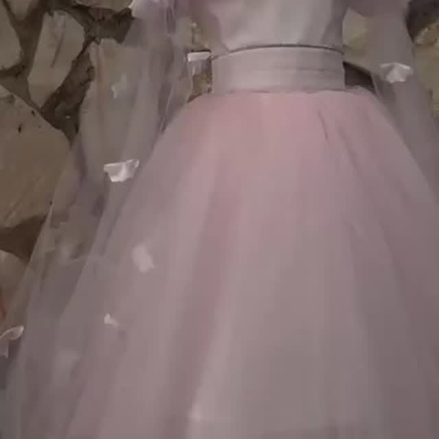 منشور من أزياء سمر شفاعمرو