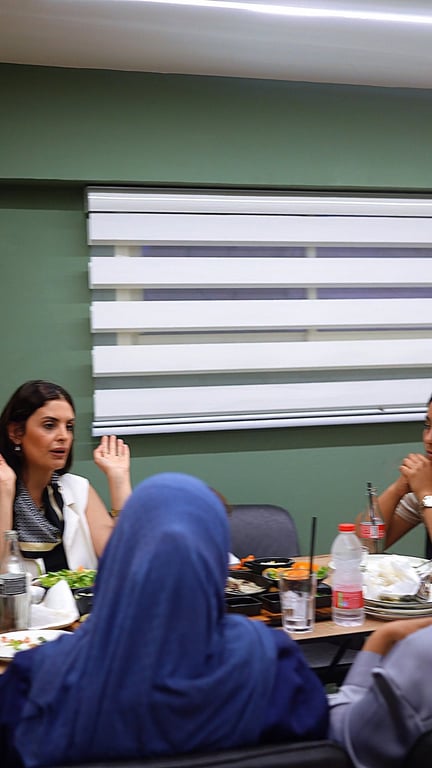 جمعنا لكم الذ الأطباق وبالأجواء اللي بتريح القلب 🌿