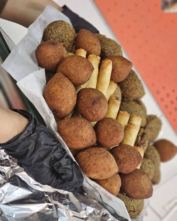 الكبة و الفلافل المحشية طعم ولا أروع ❤️‍🔥🤩