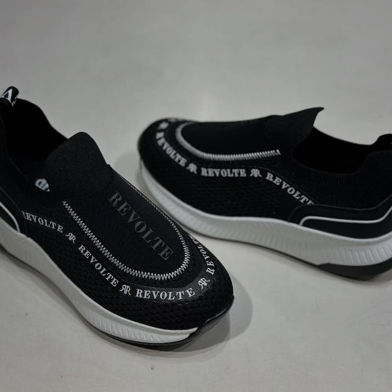 Collection REVOLTE 2026 مقاسات وألوان 21/29 - 30/35 - 36/40 تنزيلات فقط 149₪