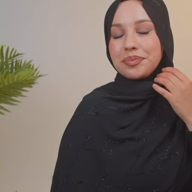 شالات جديده😍 لونا يافة الناصره مقابل بنك مركنتيل