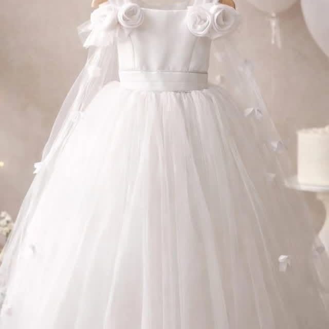 منشور من أزياء سمر شفاعمرو